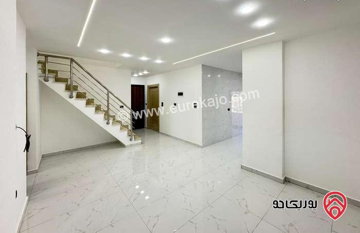 شقة فاخرة طابق ثالث دوبلكس مساحة 210م للبيع في عمان - البنيات