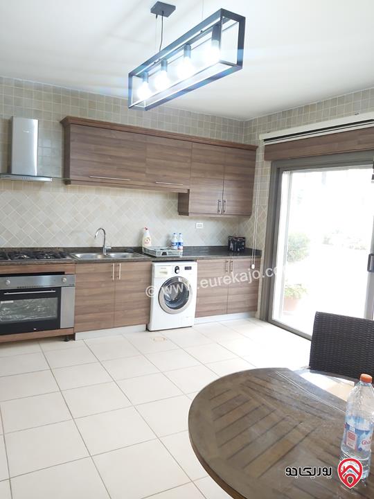 شقة أرضية طابقية مفروشة مساحة 302م داخلي و 70م خارجي للايجار في عمان - دير غبار