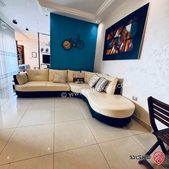 شقة مفروشة طابق ثاني مساحة 127م تشطيب راقي للإيجار في عمان - حي الكرسي من المالك مباشرة 
