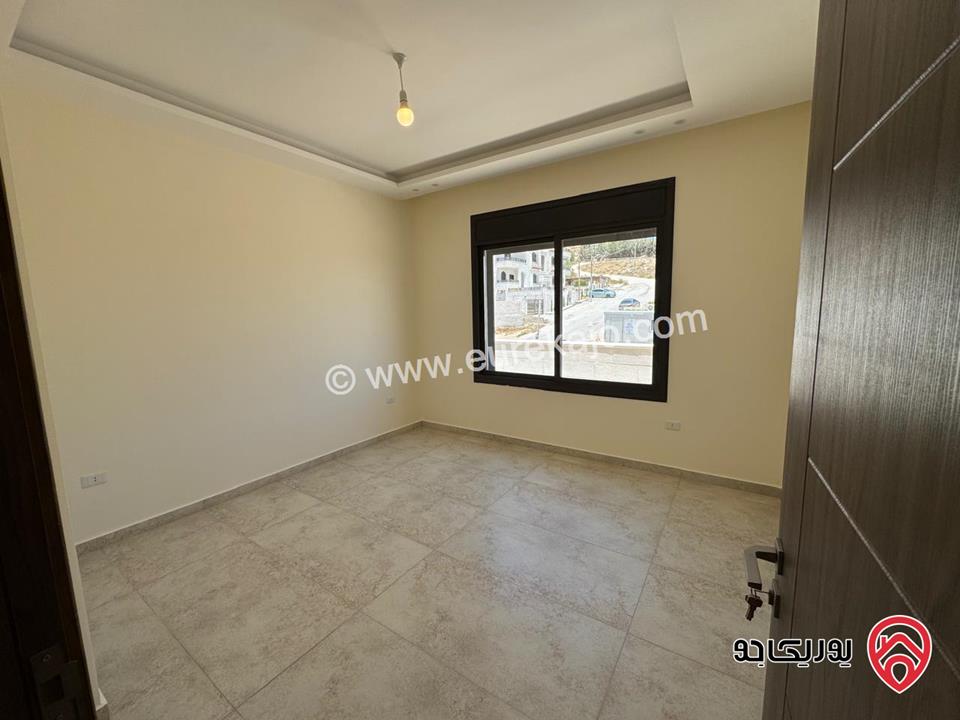 روف فاخر مساحة 375م للبيع في عمان - الحمر 