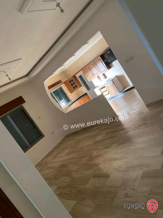 شقة أرضية مساحة 207م للبيع في عمان - حي الصحابة