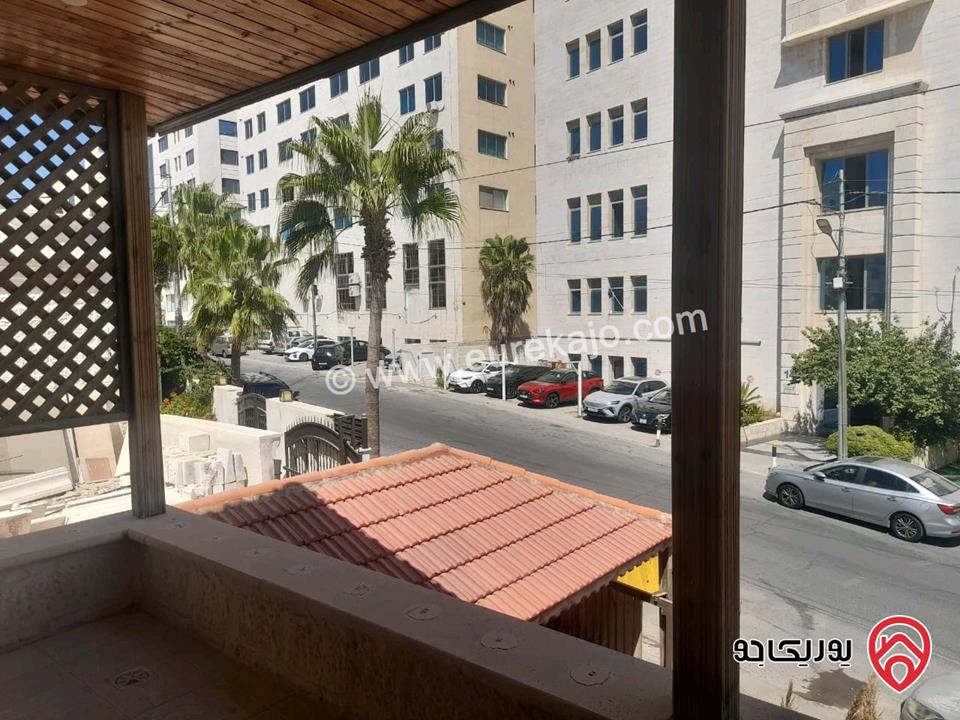 فيلا مساحة 600م على أرض 490م للبيع في عمان - شارع مكة