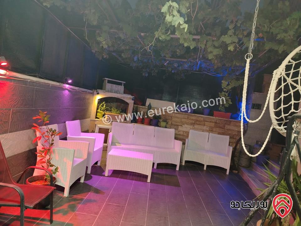 فيلا دوبلكس مع روف + ملحق مساحة 350م على ارض 250م للبيع في عمان - طبربور من المالك مباشرة 