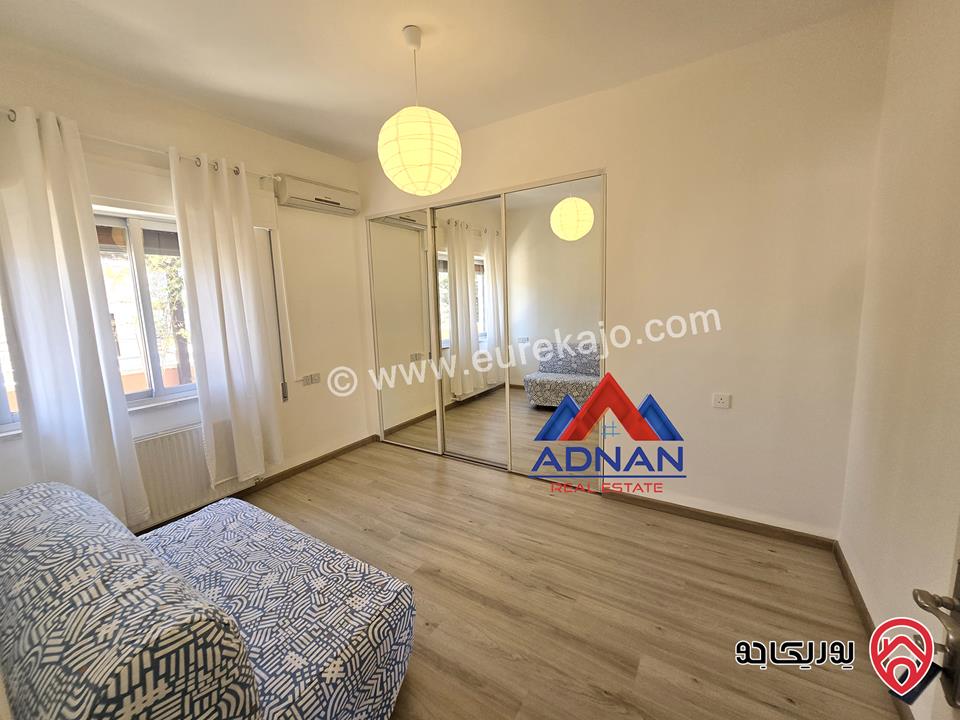 رووف طابقي فخم مساحة 220م داخلي و 200م خارجي للايجار المفروش السنوي في عمان - عبدون