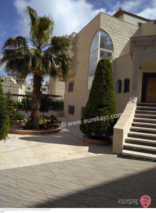 أرض مساحة 711م مقام عليها فيلا 450م / تصلح لفيلا خاصة أو إسكان للبيع في عمان - السابع