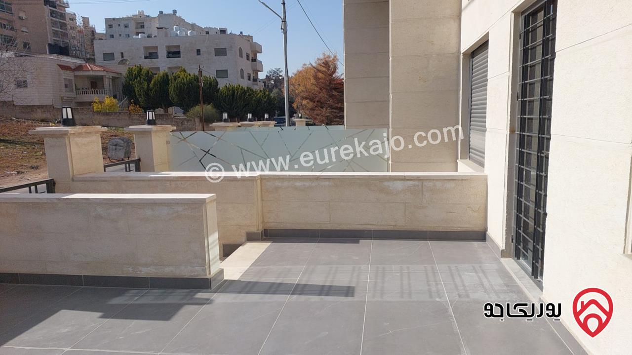 شقة ارضية مساحة 150م داخلي و 90م خارجي للبيع في عمان - عرجان 