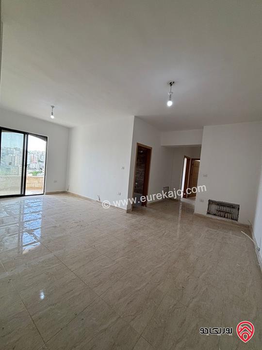 شقة فارغة طابق اول مساحة 120م للايجار في عمان - ضاحية الرشيد 