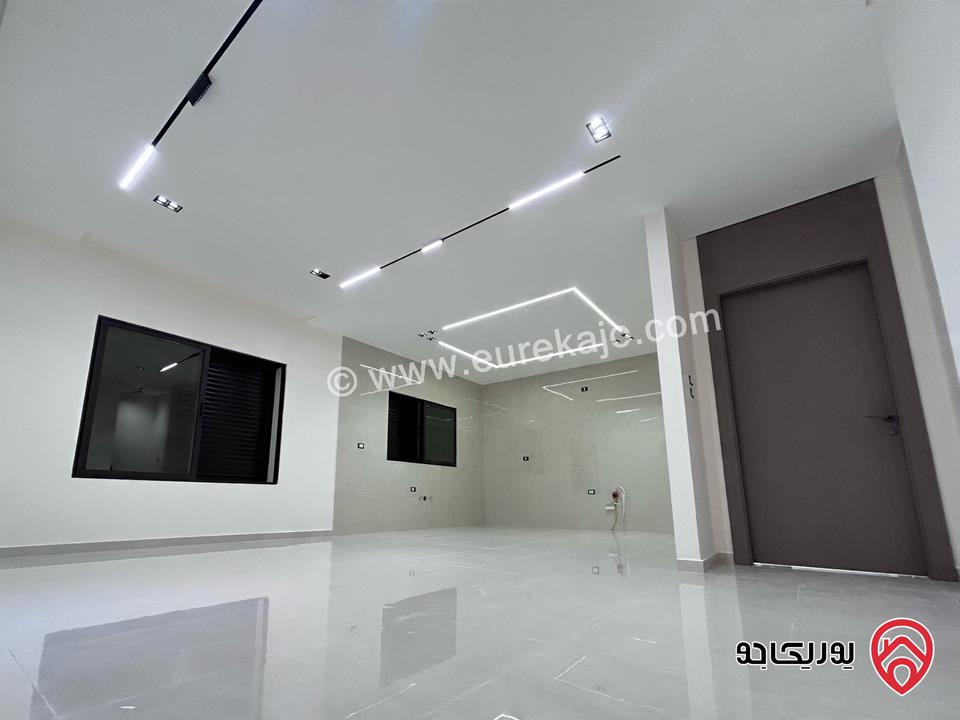 شقة طابق ثالث دوبلكس مساحة 355م للبيع في عمان - طريق المطار