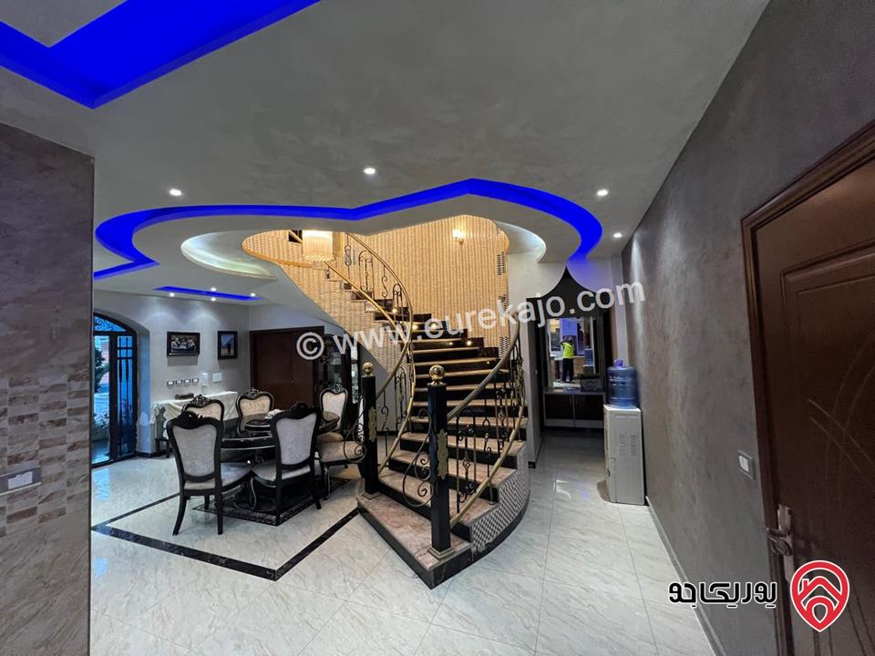 فيلا دوبلكس مساحة 550م على أرض 1030م للبيع في عمان - ضاحية الأمير علي طريق المطار 