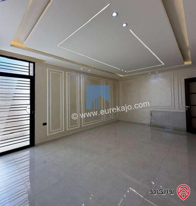 شقة فاخرة للبيع في عمان - تلاع العلي خلف طواحين الهوا 180م مع ترس 30م بسعر مغري لم تسكن