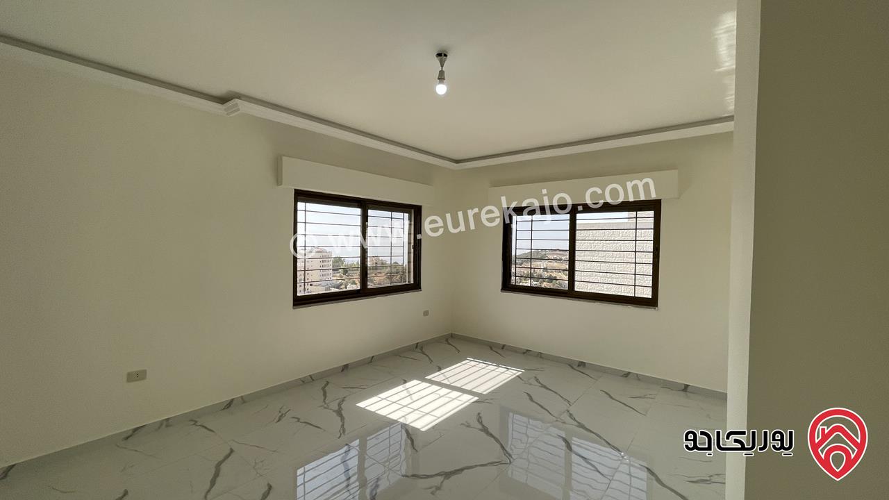 شقة بناء جديد لم تسكن بعد مساحة 178م طابق ثالث للبيع في عمان - مرج الحمام