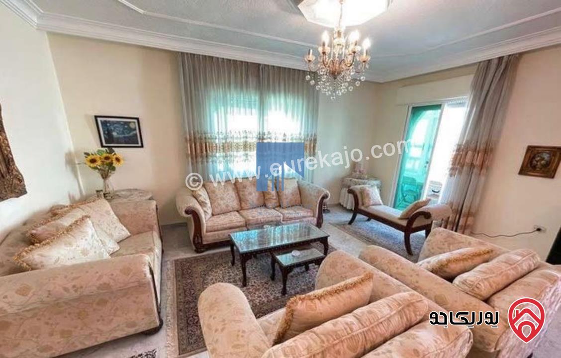 شقة مميزة للبيع في عمان تلاع العلي - خلف السلطان طابق ثالث 260م مع روف 70م بسعر مغري