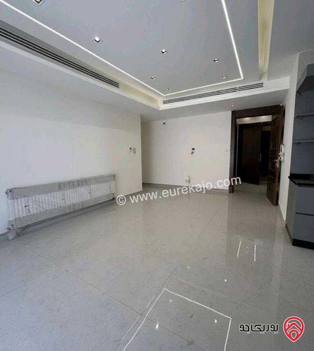 شقة شبه أرضية مساحة 200م للايجار في عمان - دابوق 