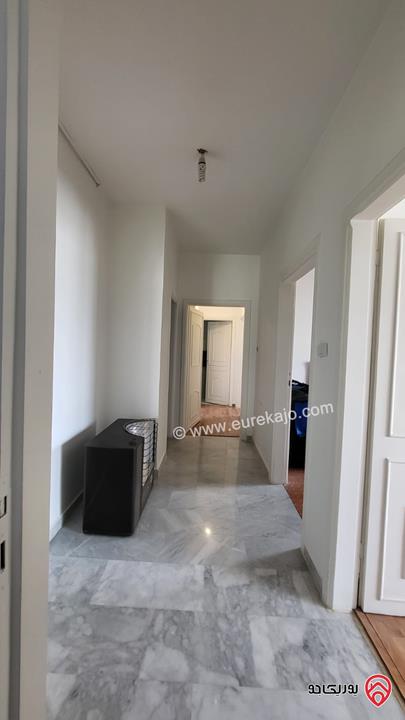 شقة مفروشة / غير مفروشة مساحة 190م طابق ثالث للإيجار في عمان - دير غبار