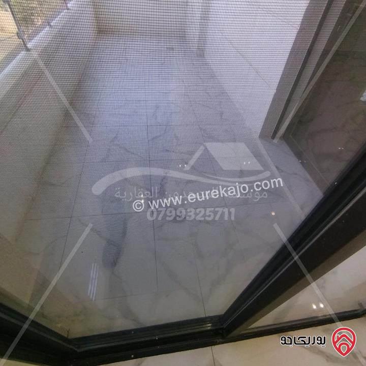 شقة فارغة طابق ثاني مساحة 200م للايجار في عمان - خلدا