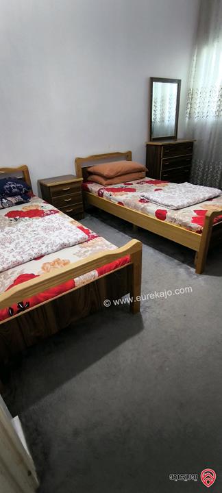 شقة مفروشة مساحة 120م للايجار من المالك مباشرة مطابقة للصور تماماً في اربد - شمال مجمع عمان الجديد /يومي أو أسبوعي أو شهري/للعائلات و العرسان