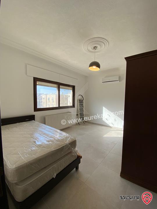 شقة فاخرة مساحة 195م طابق ثاني للبيع في عمان - ام اذينة