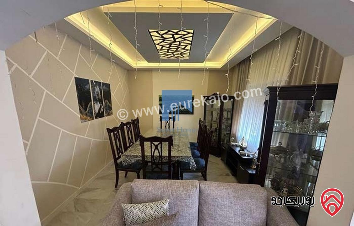 شقة مميزة طابق ثالث 185م تشطيب سوبر ديلوكس بسعر مغري للبيع في عمان - الشميساني