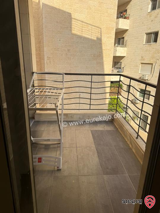 شقة مساحة 170م طابق ثالث للايجار مفروشة في عمان - دير غبار