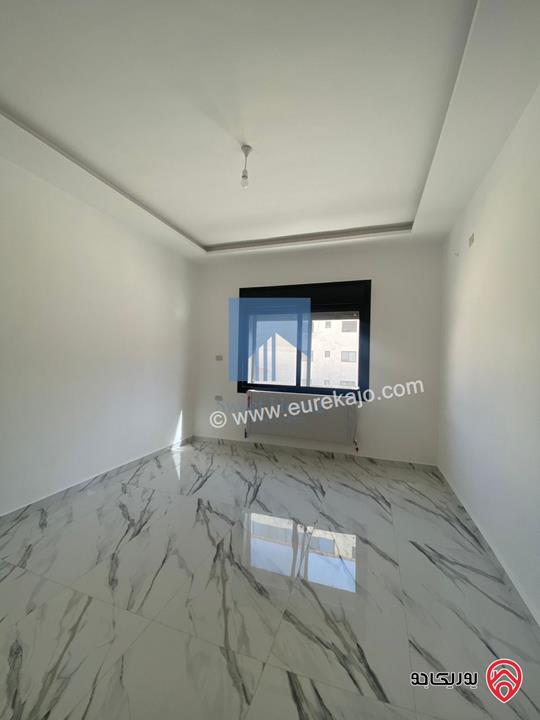 شقة فاخرة طابق ثاني مساحة 200م تشطيب سوبر ديلوكس لم تسكن للبيع في عمان - تلاع العلي