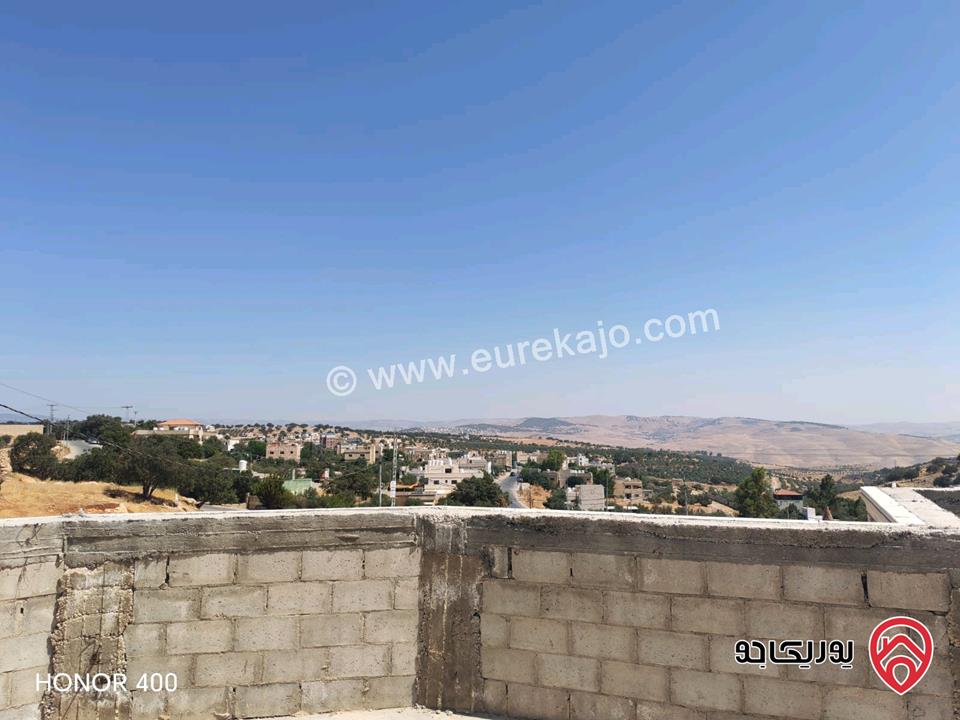 فيلا مساحة 415م مع إستراحة عظم على أرض 1 دونم و 77م للبيع في بيرين - العالوك