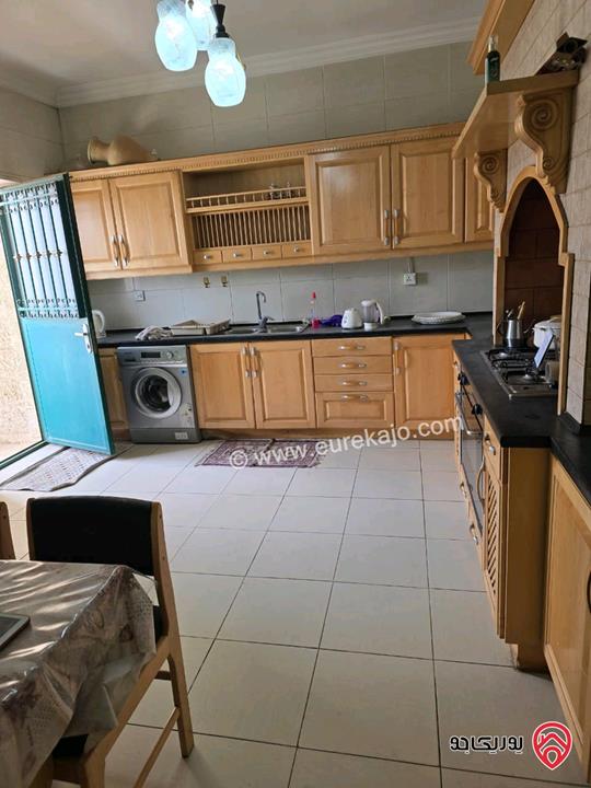 شقة مساحة 180م طابق ثاني للبيع في عمان - خلدا