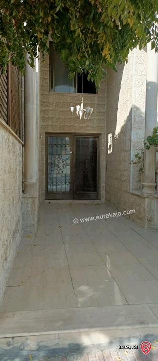 شقة طابق أول مساحة 175م للبيع في عمان - طبربور