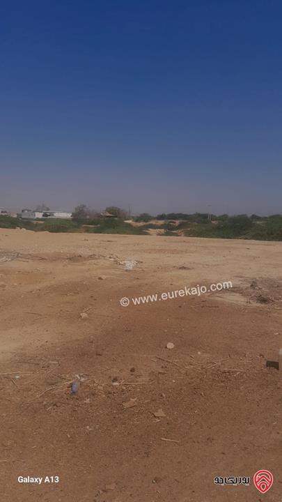 أرض مساحة 80 دونم للبيع طريق البحر الميت - الرامة