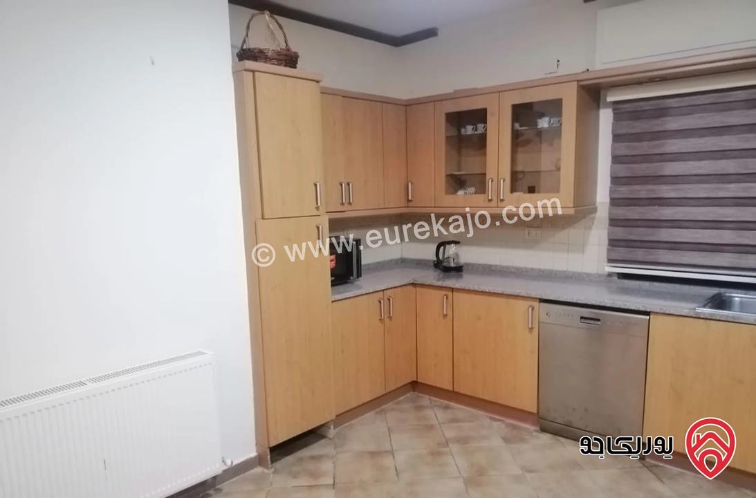 شقة مفروشة طابق أول مساحة 170م للايجار في عمان - عبدون