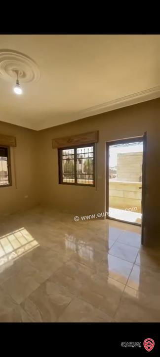 شقة طابق ارضي مساحة 115م للبيع في عمان - ماركا الجنوبية المرقب