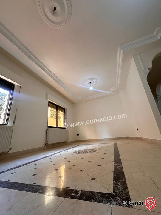 شقة طابق أرضي مساحة 175م للايجار في عمان - ام السماق 