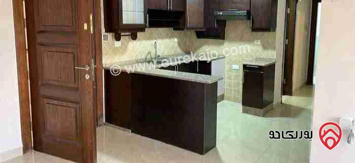 شقة فارغة طابق أرضي مساحة 120م للايجار في عمان - خلدا