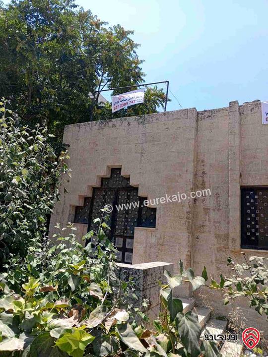 عمارة على أرض 813م للبيع بسعر الأرض في عمان - الكرسي