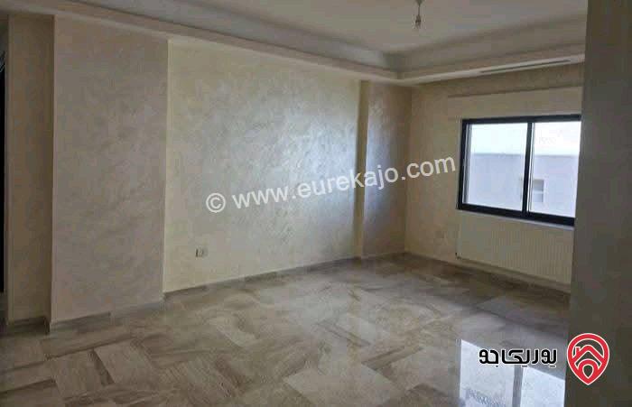 شقة فارغة أرضية مساحة 200م للايجار في عمان - دابواق 