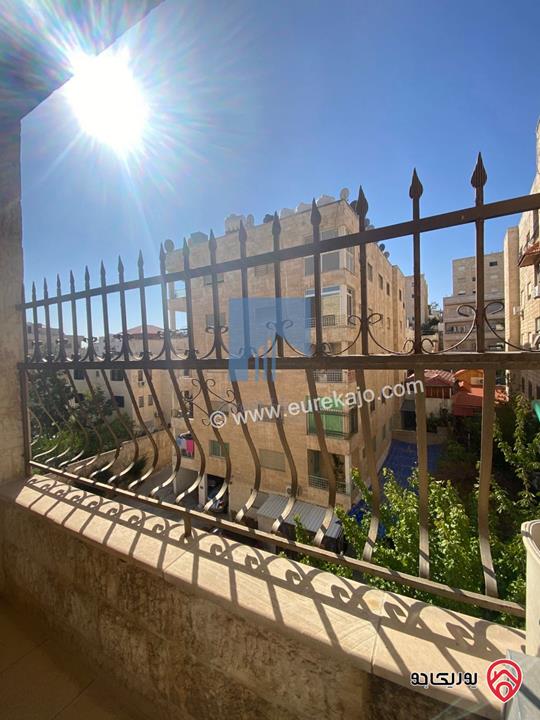 شقة مفروشة طابق ثاني 207م تشطيب سوبر ديلوكس للبيع في عمان - خلدا