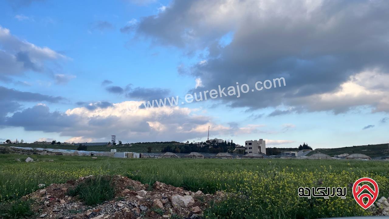  أرض على شارعين مساحة 476م للبيع في- منطقة أم البساتين 