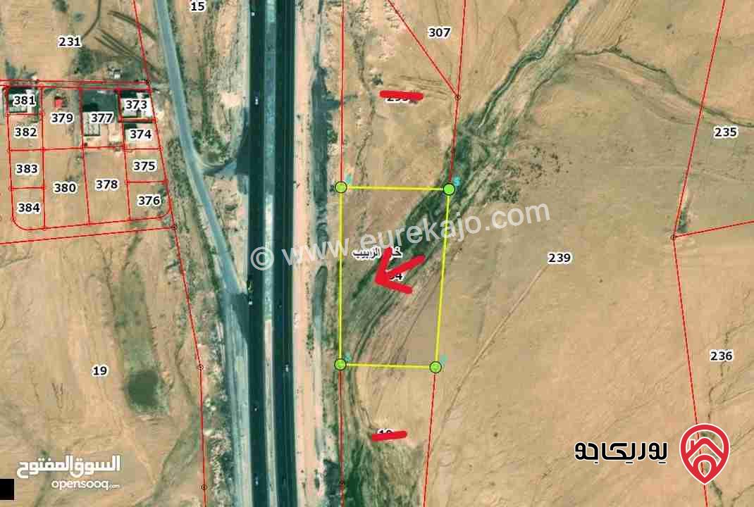 قطعة ارض مساحة 9 دونم و 329م للبيع من اراضي جنوب عمان - خان الزبيب واجهه 128م على الطريق الصحراوي موقع استثماري مميز يصلح لكافة الاستثمارات 