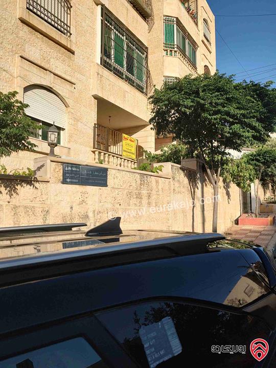 شقة طابق ارضي معلق مساحة 136م للبيع في عمان - طبربور