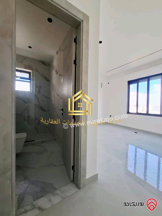 شقة جديدة طابق ثالث مساحة 124م للإيجار في عمان - البنيات 