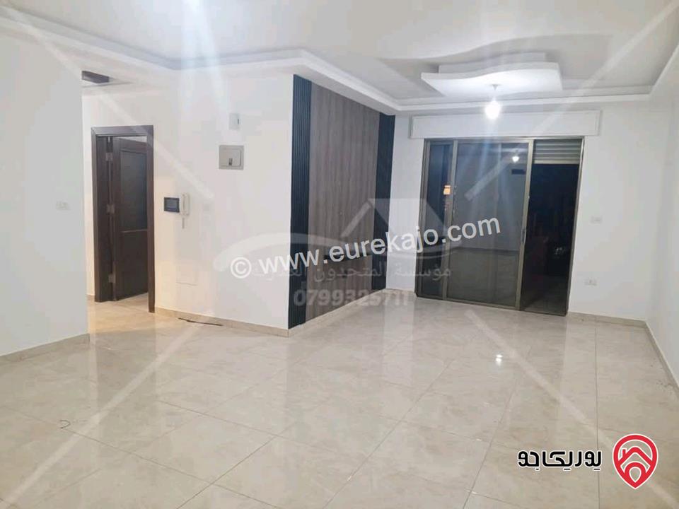 شقة فارغة ارضية مساحة 145م للايجار في عمان - خلدا