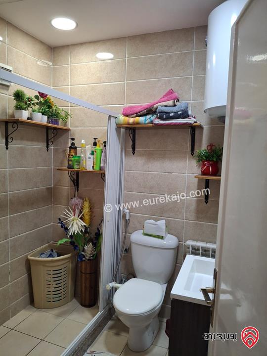 فيلا دوبلكس مساحة 200م على أرض 250م للبيع في عمان - طبربور 