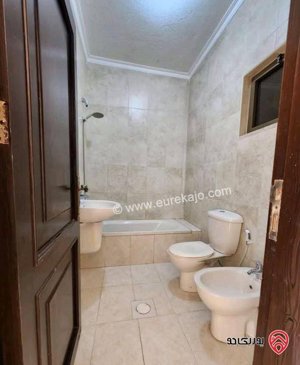 شقة فارغة أرضية مساحة 160م للايجار في عمان - دابوق