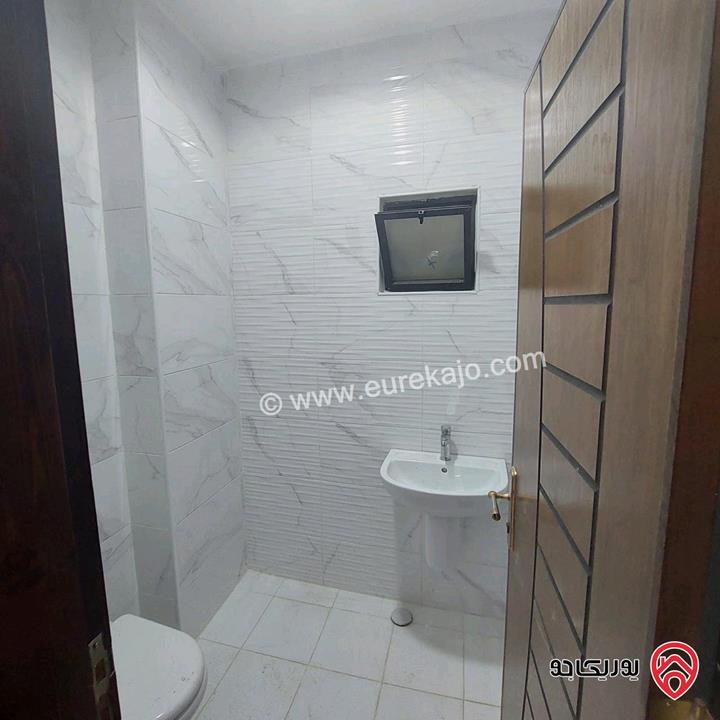 شقة طابق ثاني مساحة 150م للبيع أقساط في الزرقاء الجديدة 