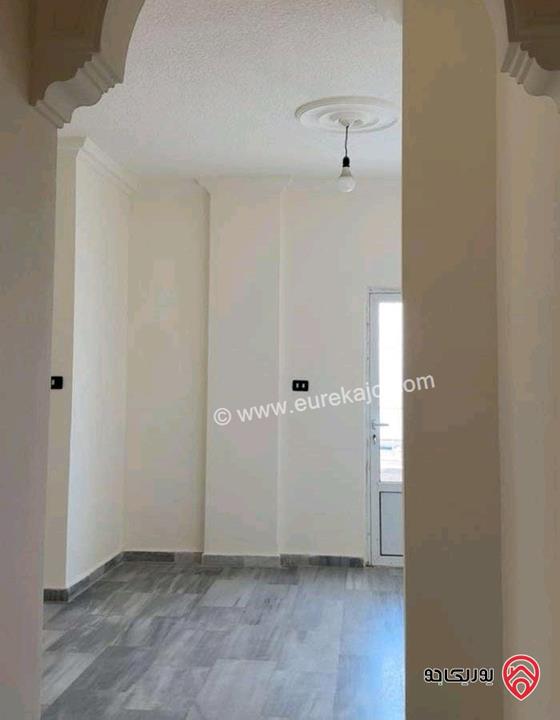 شقة فارغة مساحة 135م طابق ثاني للايجار في عمان - أبو نصير 