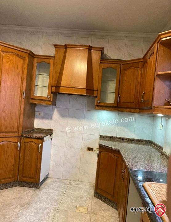 شقة فاخرة مساحة 160م طابق ثالث للايجار في عمان - دير غبار