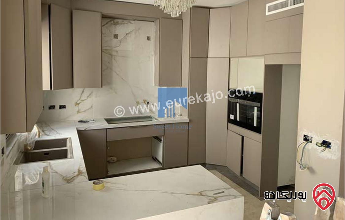 شقة فاخرة للبيع في عمان - دير غبار مقابل صيدلية جونيا طابق ثالث 150م مع روف 130م تشطيب سوبر ديلوكس