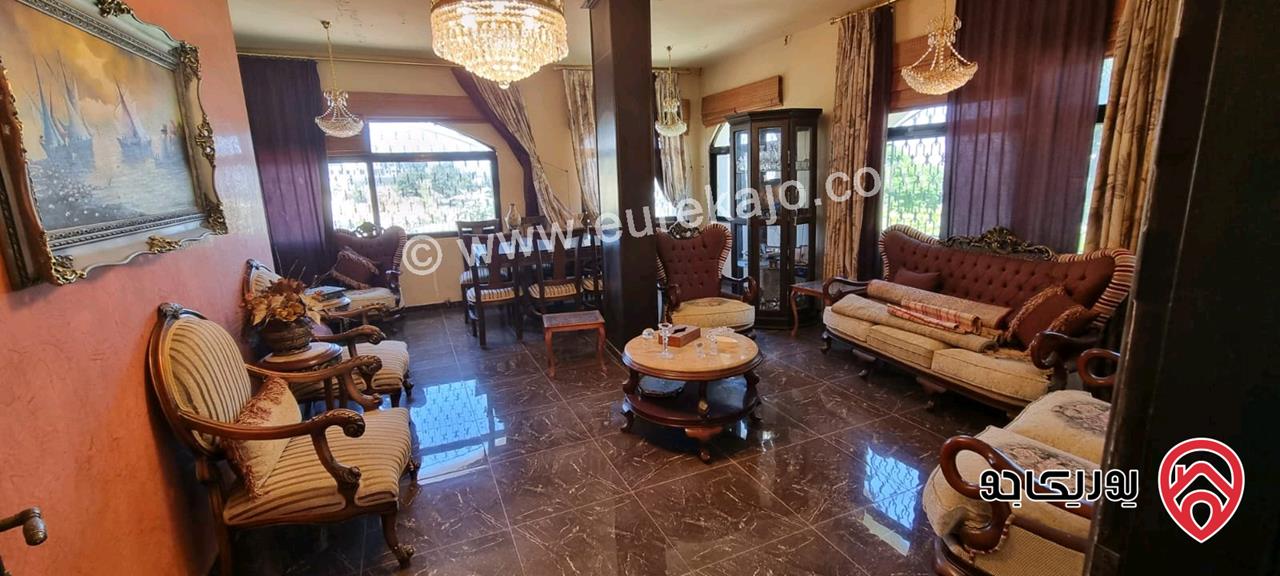 فيلا مساحة 300م على أرض 1 دونم للبيع في عمان - ناعور