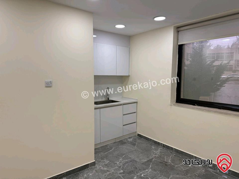 مكتب مميز مساحة 238م للإيجار في عمان - الدوار السادس شارع زهران