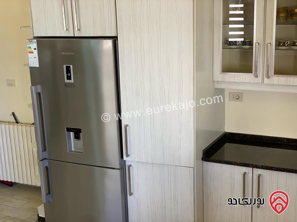 شقة طابق رابع مساحة 250م طابقية للايجار مفروشة في عمان - ضاحية الرشيد