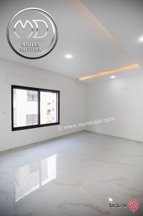 شقة جديدة للبيع في عمان - ضاحية الرشيد مساحة 150م طابق اول تشطيبات سوبر ديلوكس بسعر مميز جداً